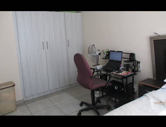 2 BEDROOM APARTMENT FOR SALE IN FLORIDA